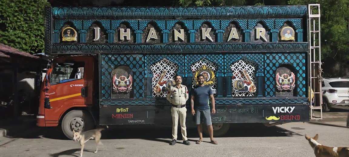 डीजे धुमाल संचालक के विरूध्द थाना सिविल लाईन पुलिस का प्रहार….. 