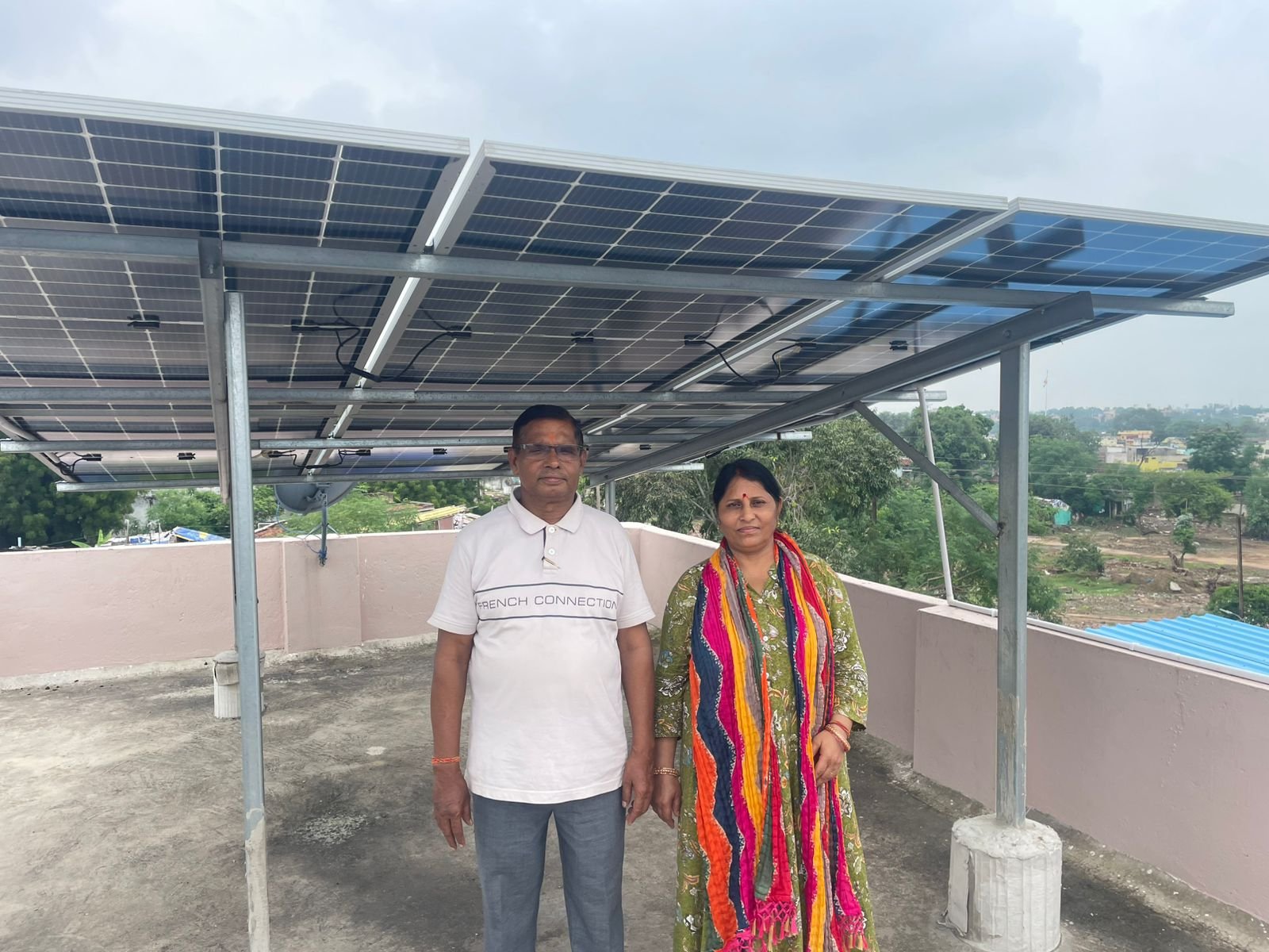 केन्द्र सरकार की अभिनव पहल ‘‘प्रधानमंत्री सूर्यघर योजना, चांटीडीह निवासी अशोक साहू ने दो घरों में लगवाया सोलर पैनल, बिजली बिल हुआ शून्य l