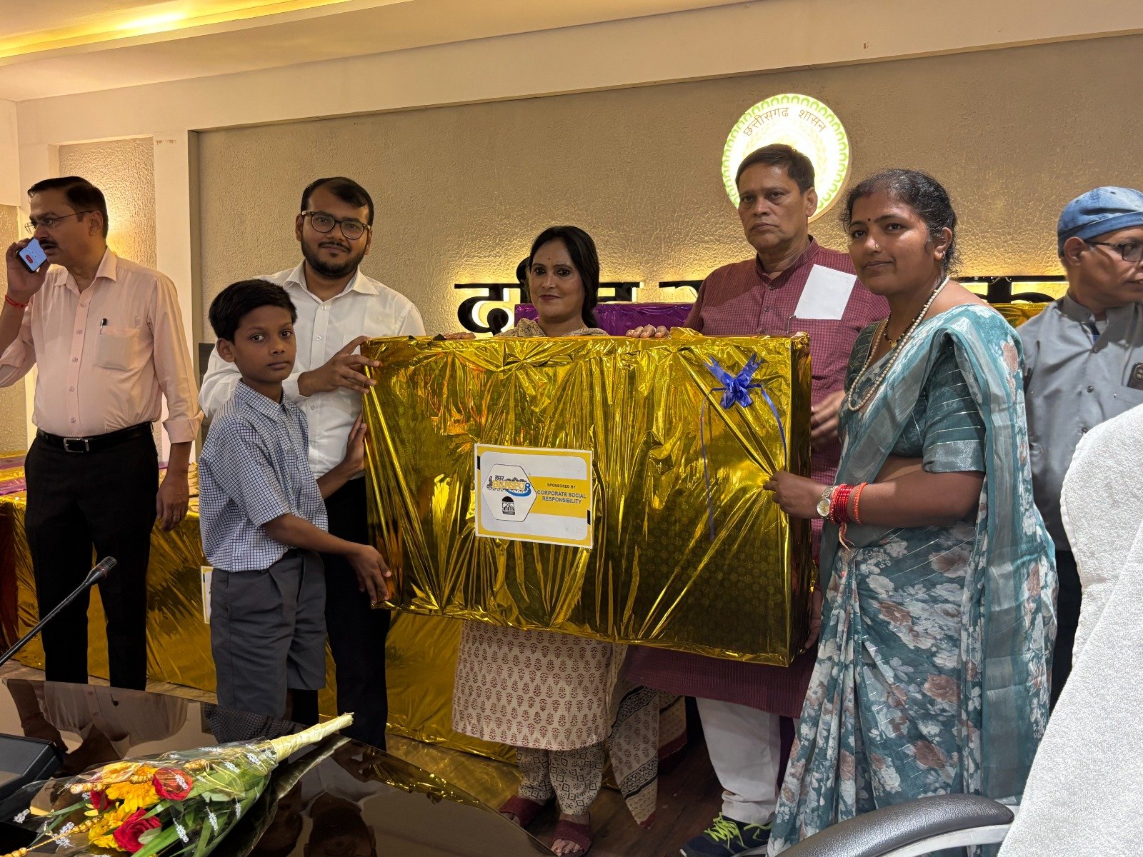 स्मार्ट टीवी से पढ़ेंगे जिले के बच्चें,शुरुआत नगर निगम क्षेत्र से हुई, जिले के 1100 मिडिल और प्राइमरी स्कूलों में जनसहयोग से दी जाएगी टीवी l